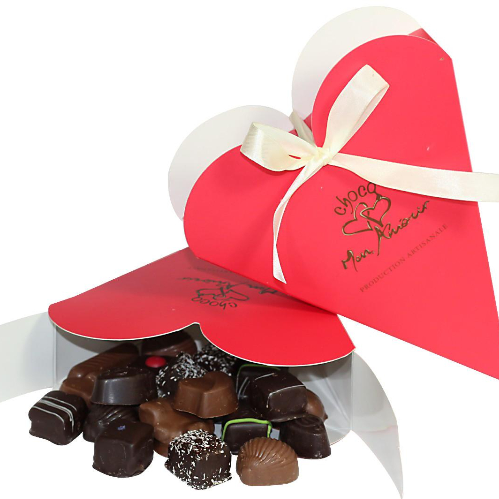 boite en forme de coeur garnie de chocolats