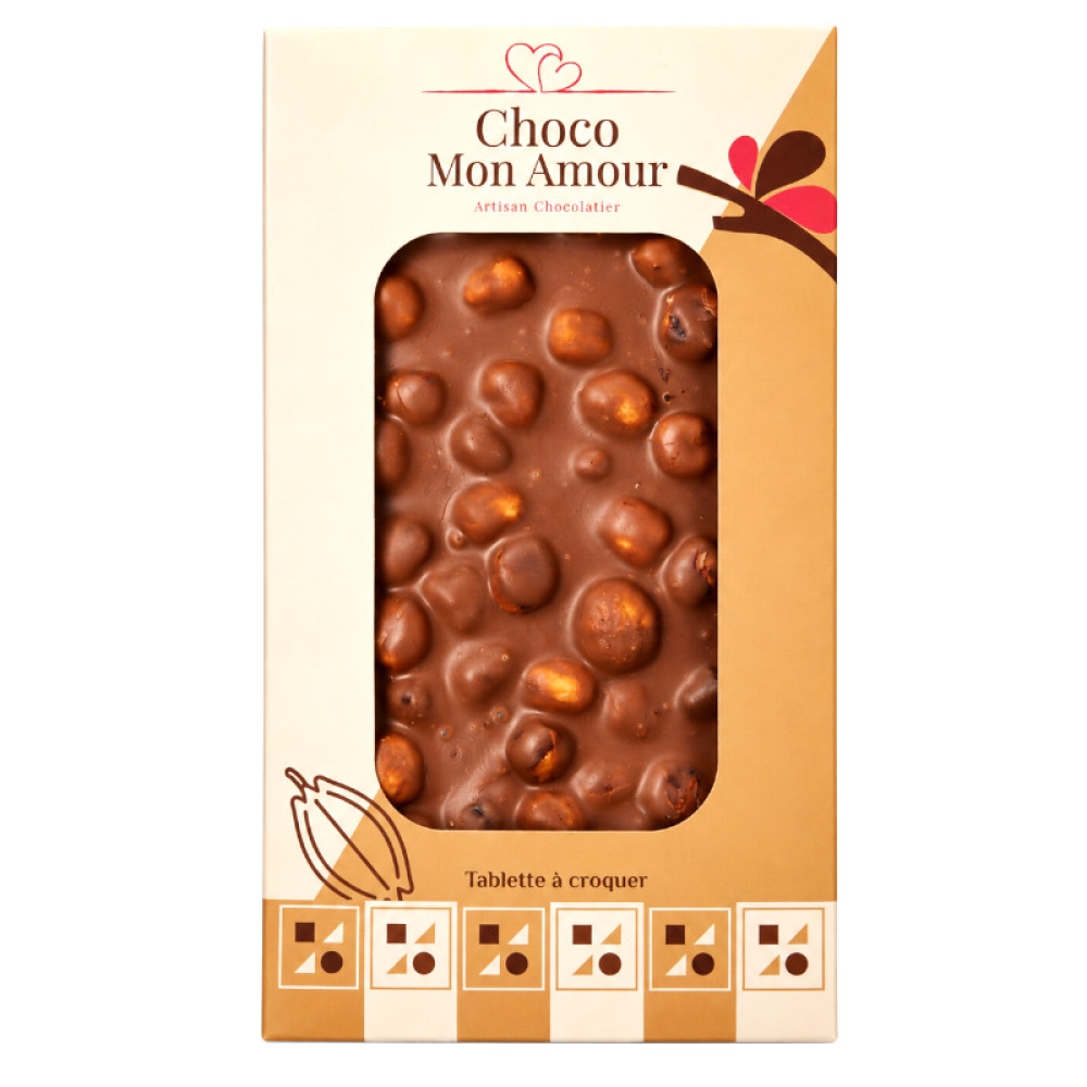 Chocolat au lait aux noisettes entières