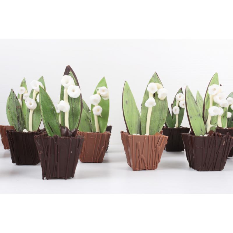Pot de muguet en chocolat